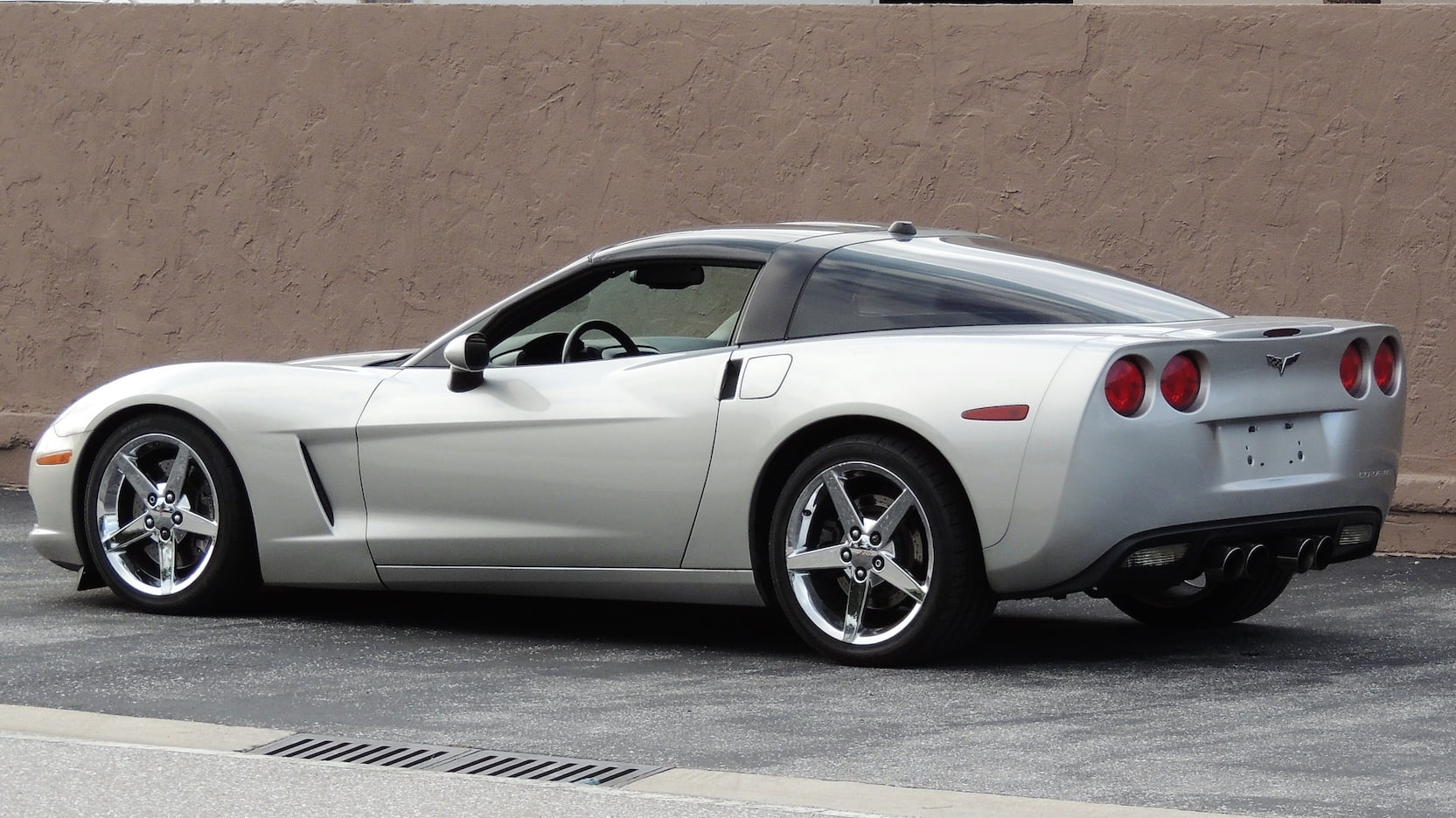 Click to Enlarge-Esc to Close Corvette Generations/C6/C6 2005 Machine Silver 2.jpg